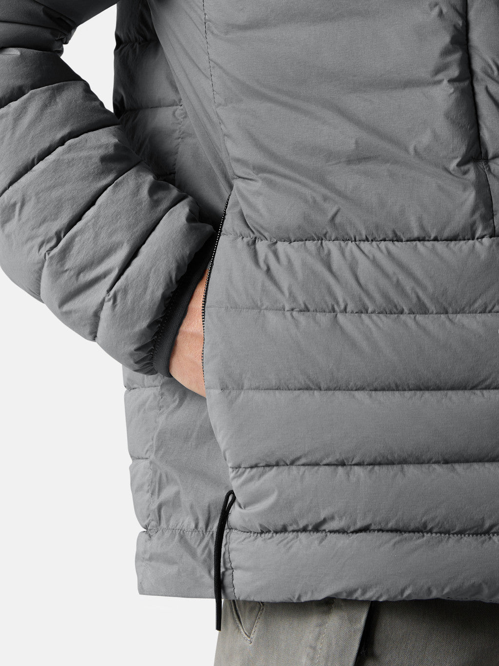 4100020 SEAMLESS TUNNEL NYLON DOWN-TC